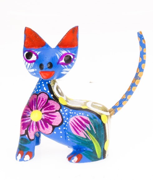 Cat Sitting - Oaxacan Wood Carving  |  EarthView