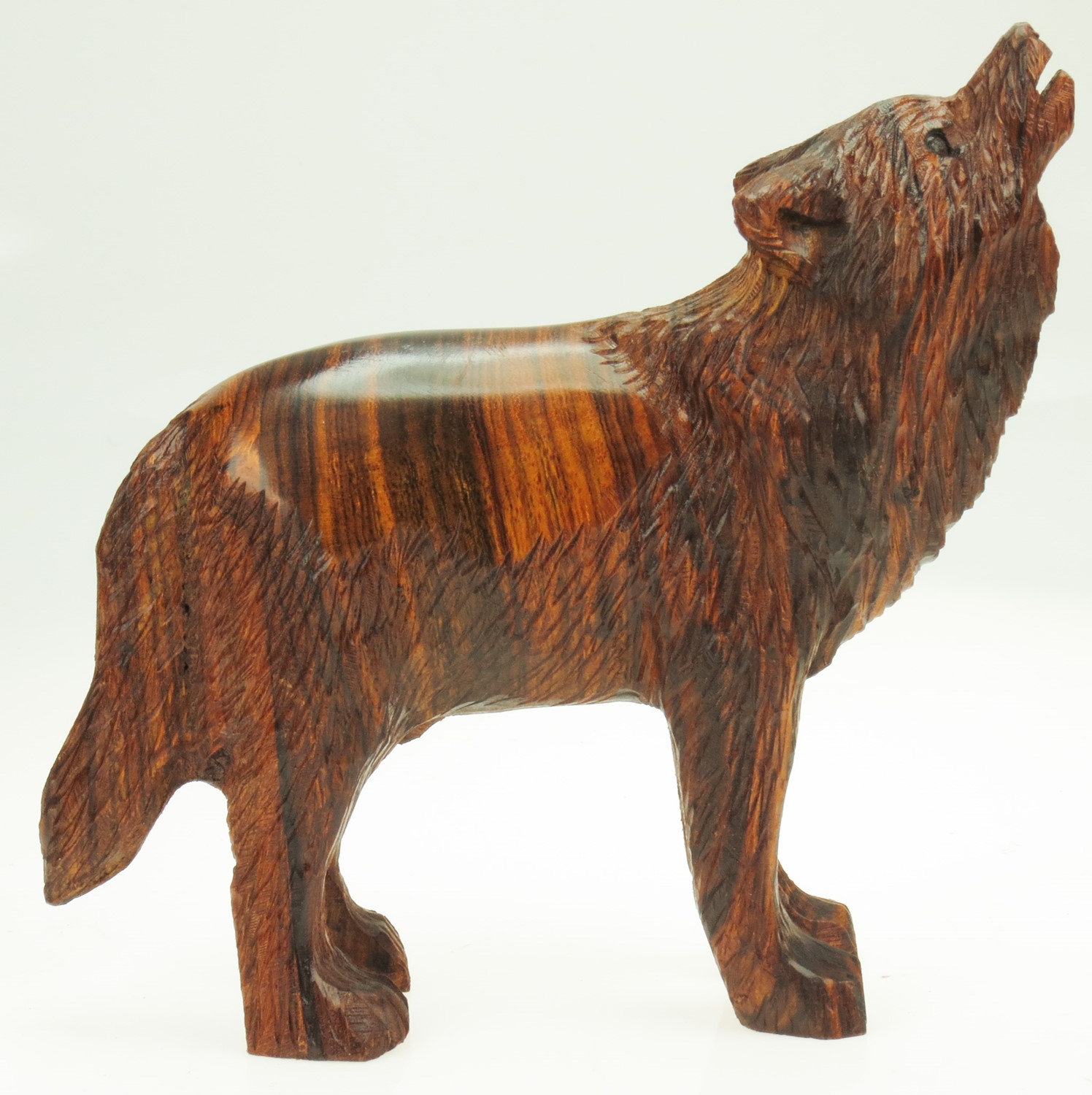 Detailed Wolf Howling EV-1337