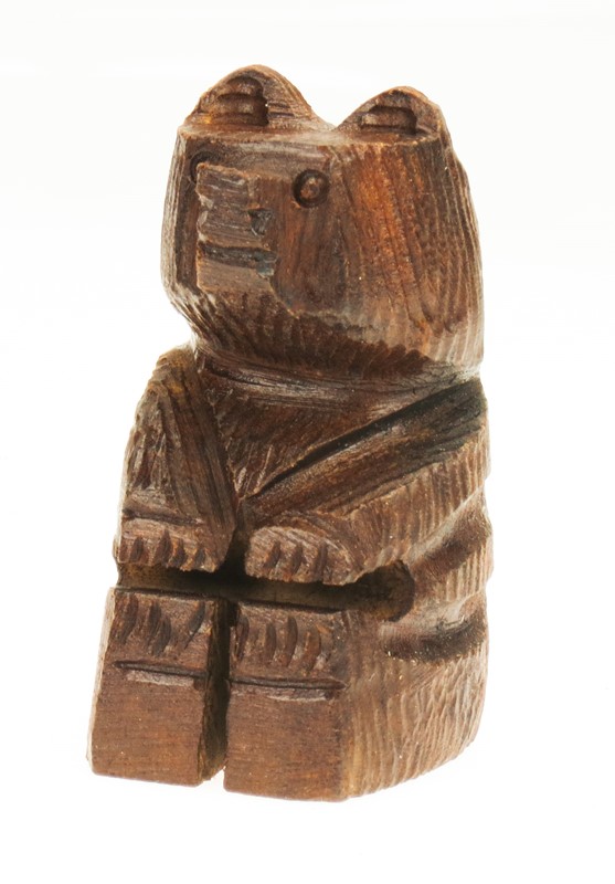 Bear Sitting, Rough - Ironwood Carving  |  EarthView