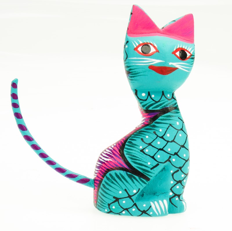 Cat sitting - Oaxacan Wood Carving  |  EarthView