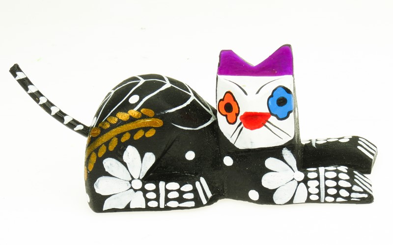 Skeleton Cat resting EV-MMR100