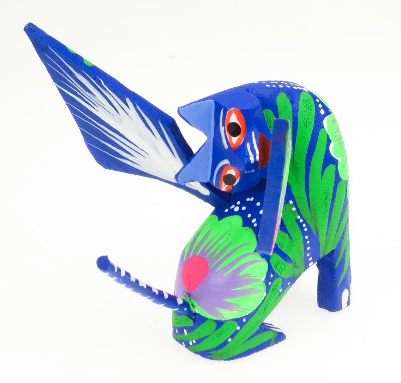 Cat with wings - Oaxacan Wood Carving  |  EarthView