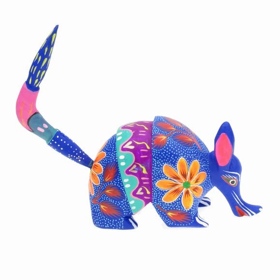 Armadillo - Oaxacan Wood Carving  |  EarthView