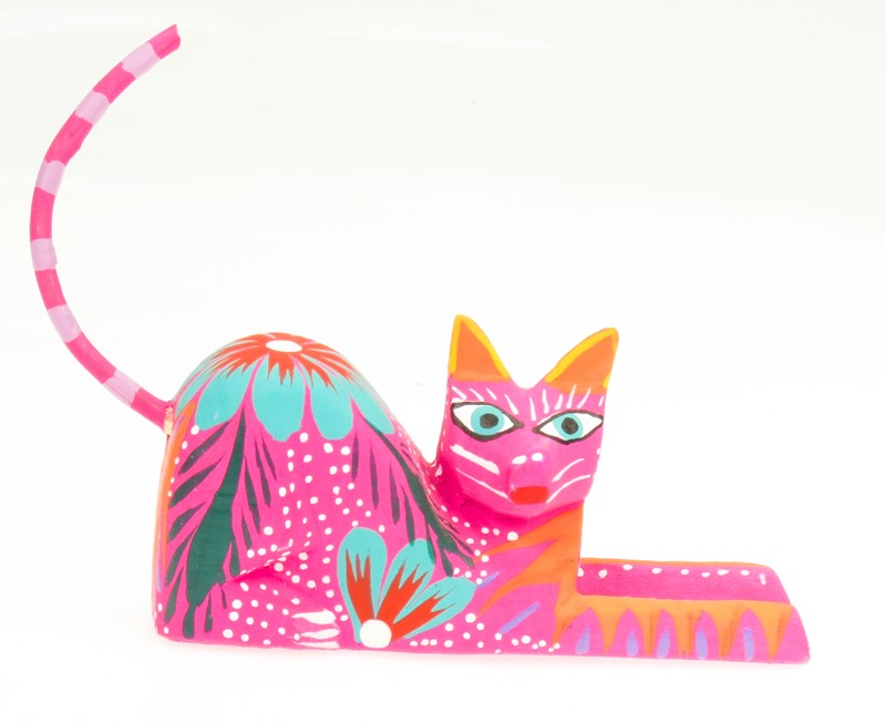 Cat resting - Oaxacan Wood Carving  |  EarthView