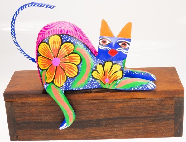 Shelf Cat - Oaxacan Wood Carving  |  EarthView