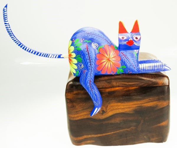 Shelf Cat - Oaxacan Wood Carving  |  EarthView